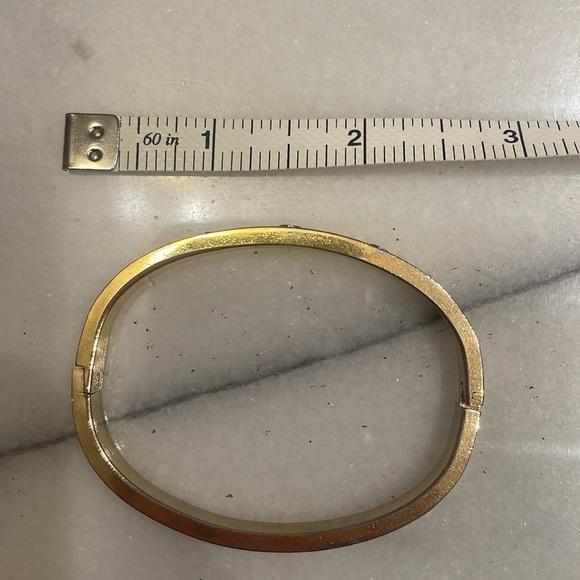 Screw Motif Hinged Bracelet - Picture 4 of 4